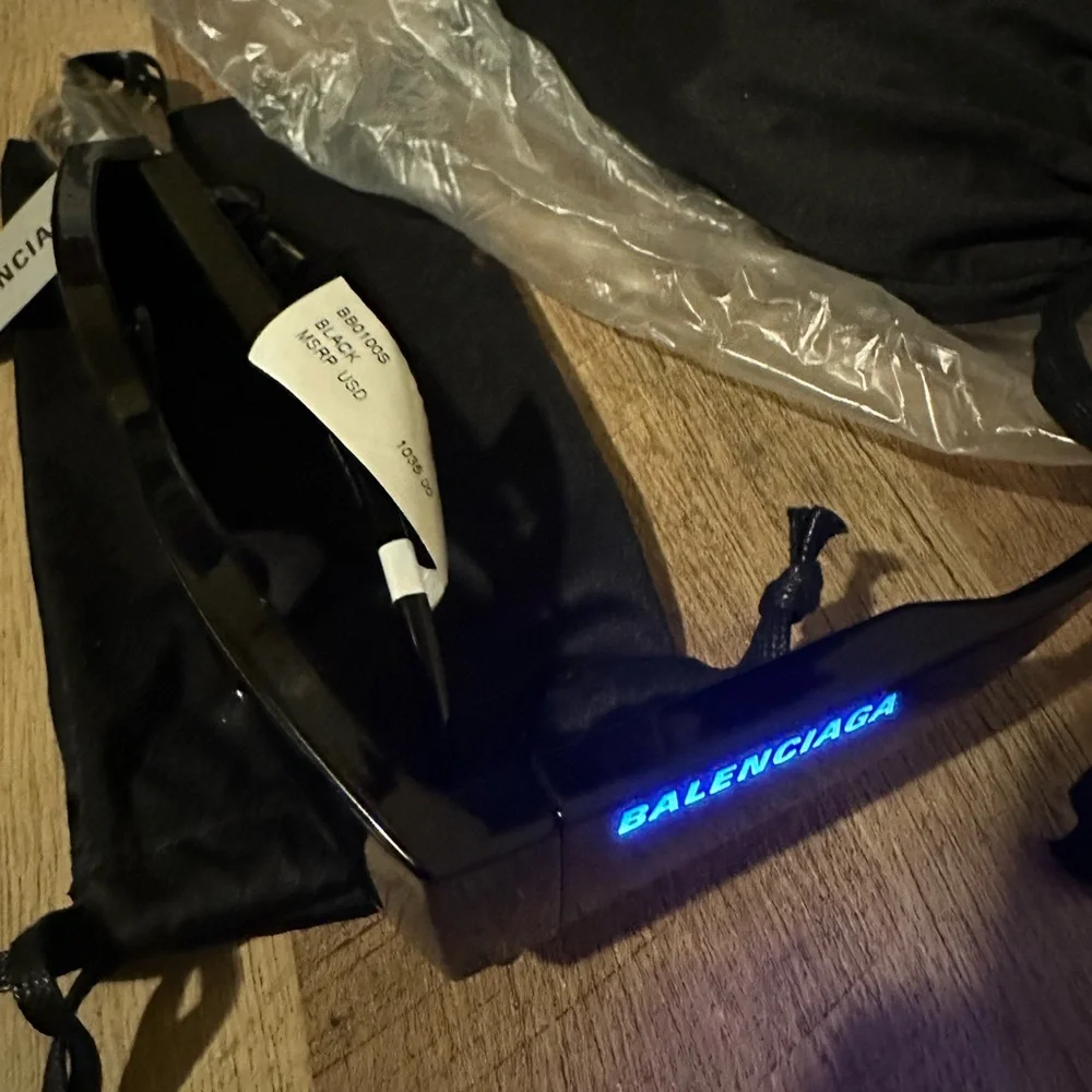 100% AUTHENTIC LED BALENCIAGA GLASSES never been worn before.. only 3 left